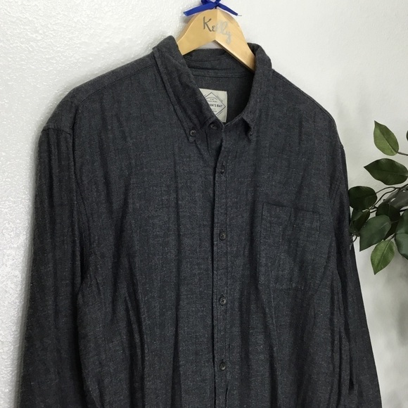St. John’s Bay Mens Button Down - Picture 2 of 6